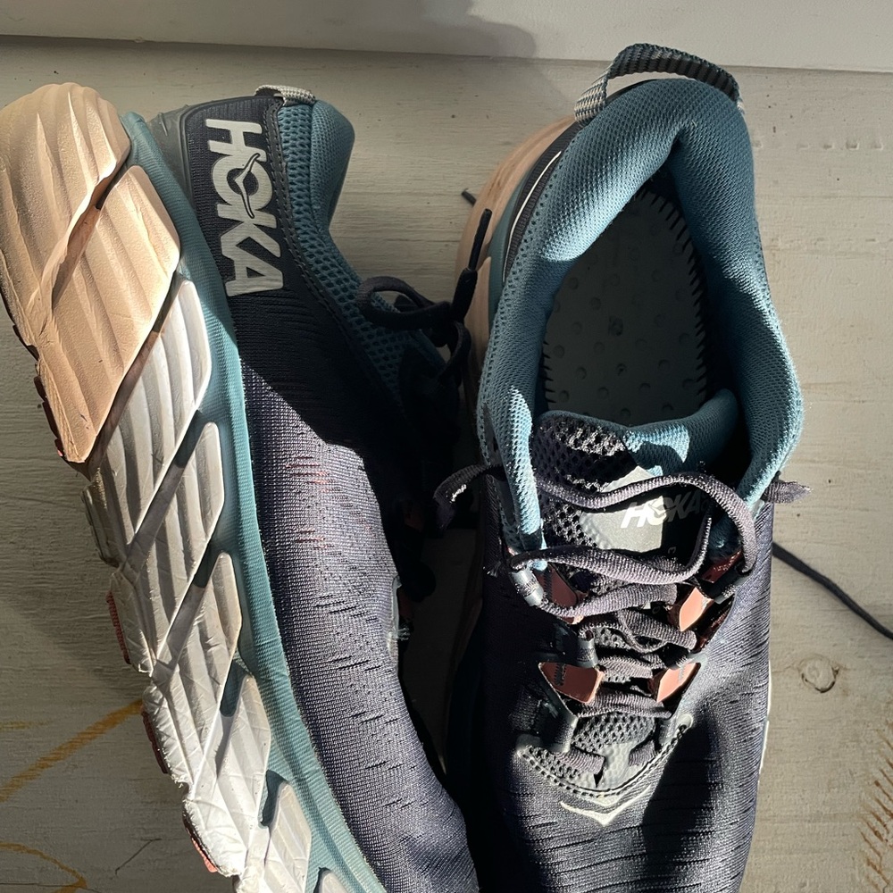 Hoka One One Gaviota 3 in Blue and Gray
